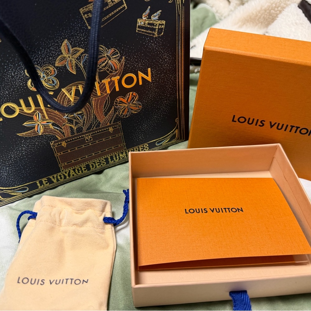 Louis Vuitton Black and Orange Gift Set